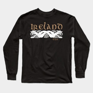 Ireland Celtic Design in Green and Gold Long Sleeve T-Shirt